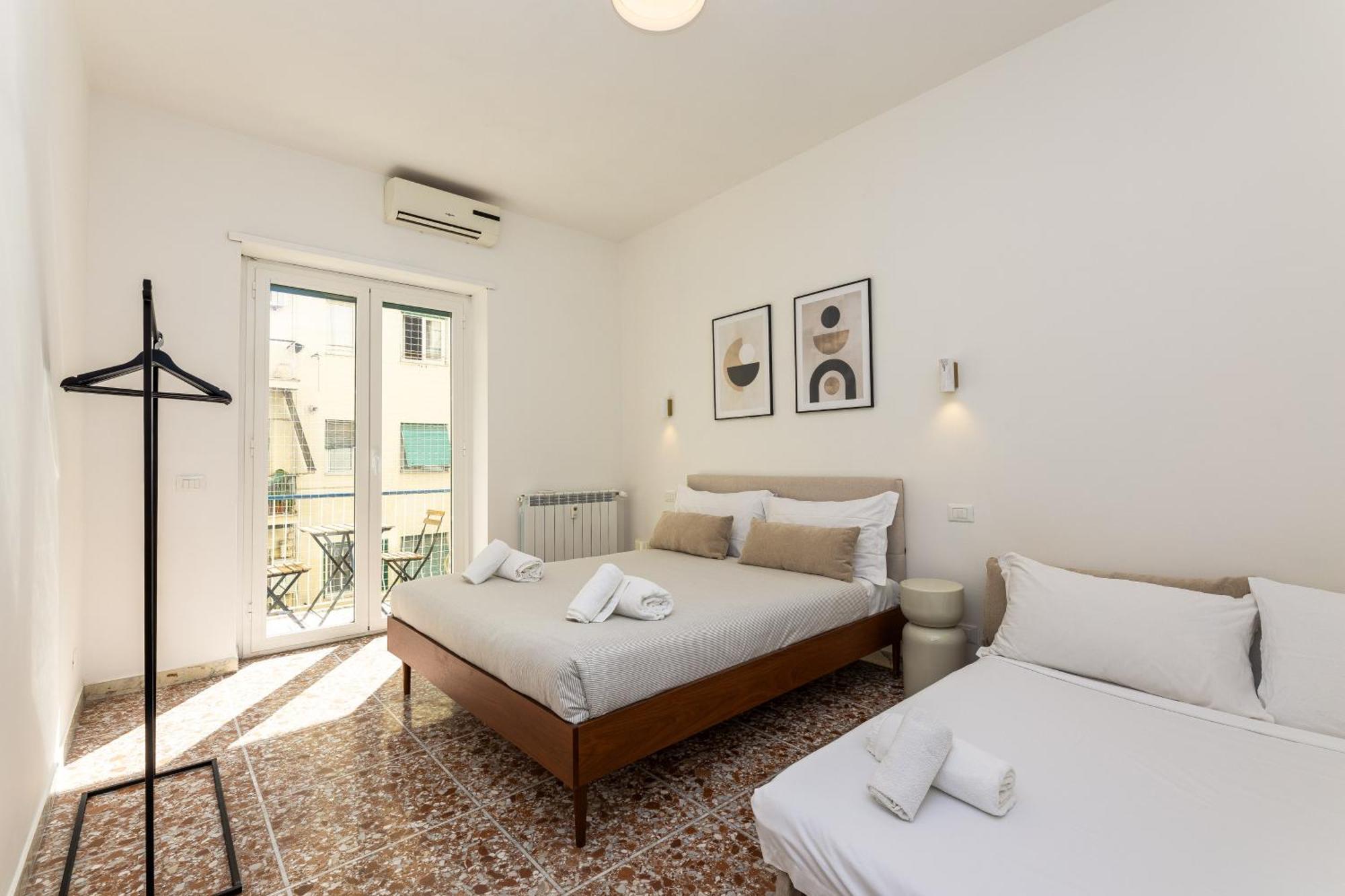 Nima 49 Apartment Rom